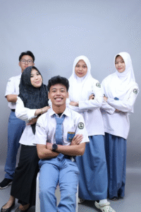 Angkatan I Klub Kebumian.